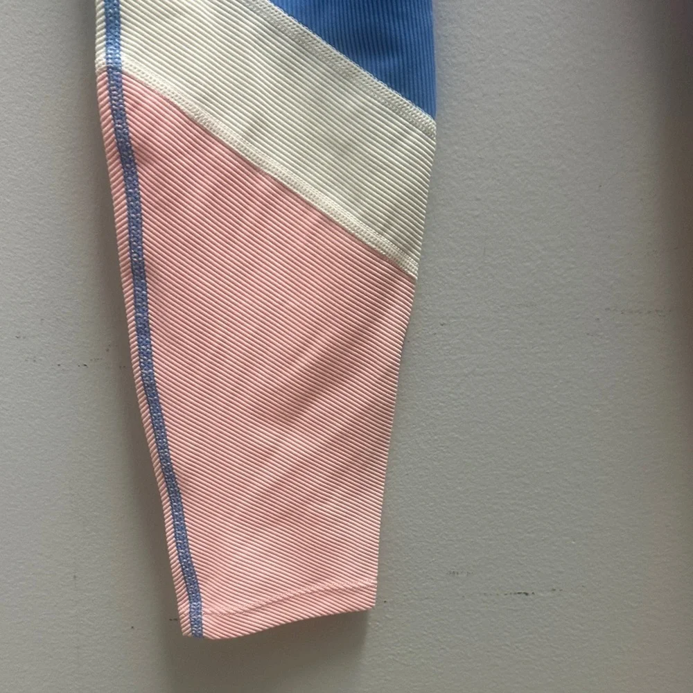 Beach Riot Set - Picture 8 of 10